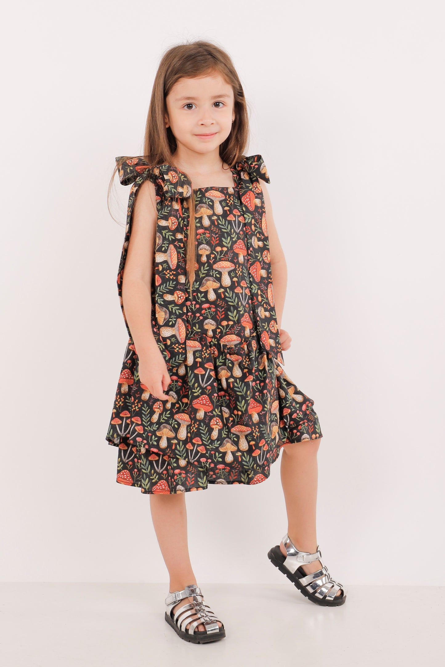 Vestido Expansible de Lacitos – Estampado Hongos 🍄✨