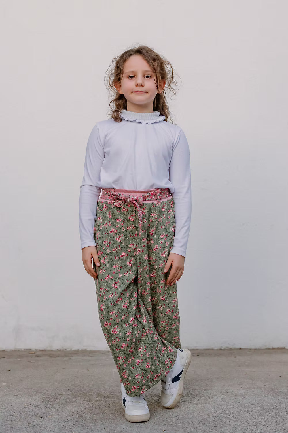 blu blu & co marca cosmos Pantalón Cotelé Verde